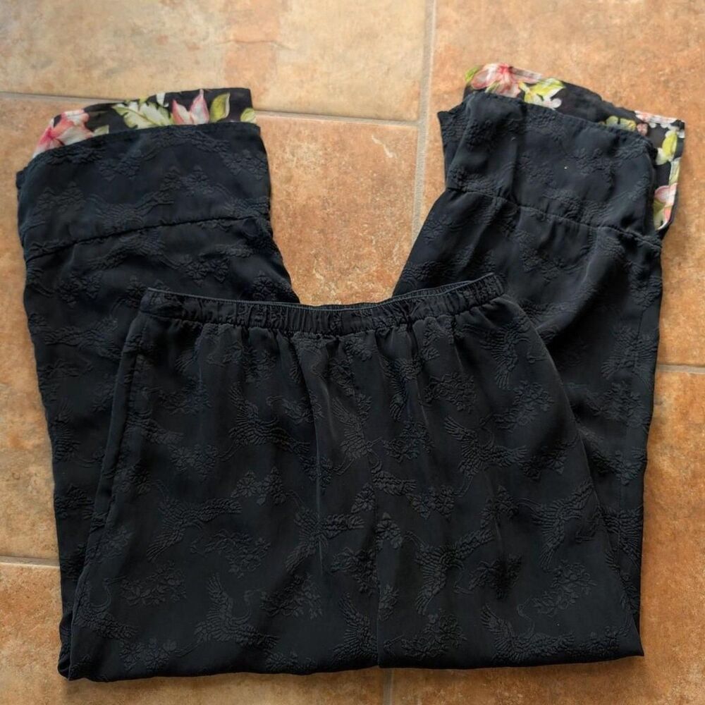 100% Silk Black Heron Embossed Ruffle Pants Size Medium Breezy Cropped